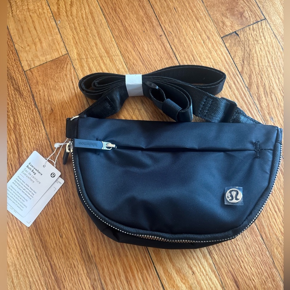 Lululemon belt bag